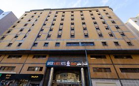 فندق سفير الضيافة